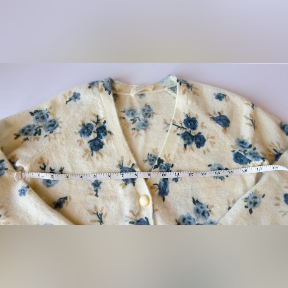 Sezane Nerys Cardigan Blue Floral Sweater. Size Small - Picture 9 of 12